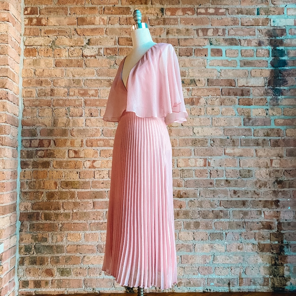 NWT Pink Chiffon Pleated Dress with Flutter Sleeve - Picture 7 of 16
